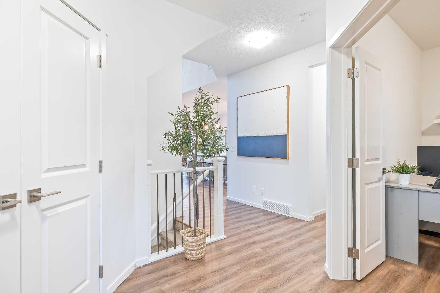 15 Tuscany Ridge Manor NW