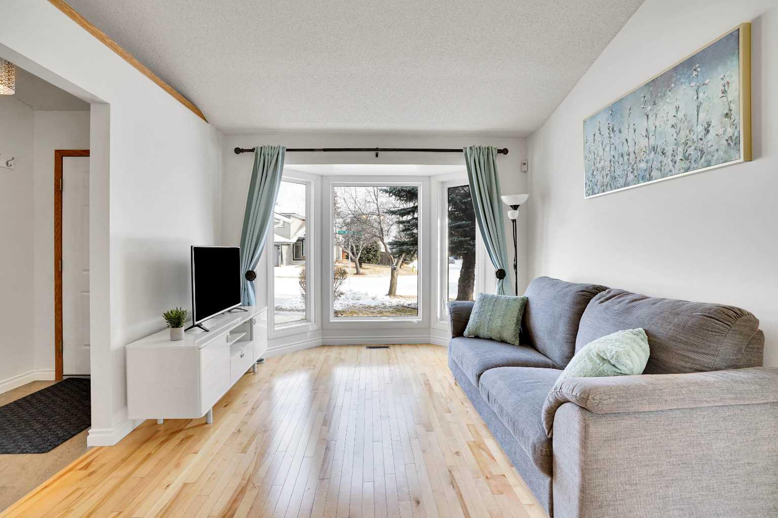 143 Millview Court SW