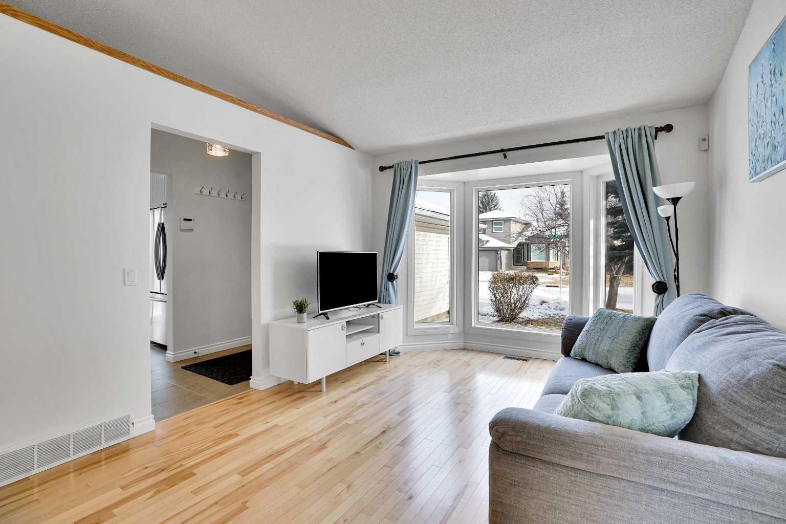 143 Millview Court SW