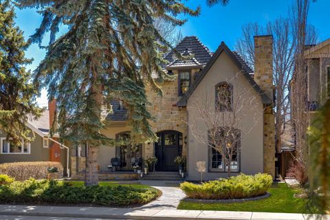 313 38 Avenue SW Calgary AB T2S 0V7