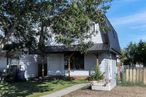 Photo of 57 Newton Drive, Penhold, AB T0M 1R0 (MLS # A2339215)