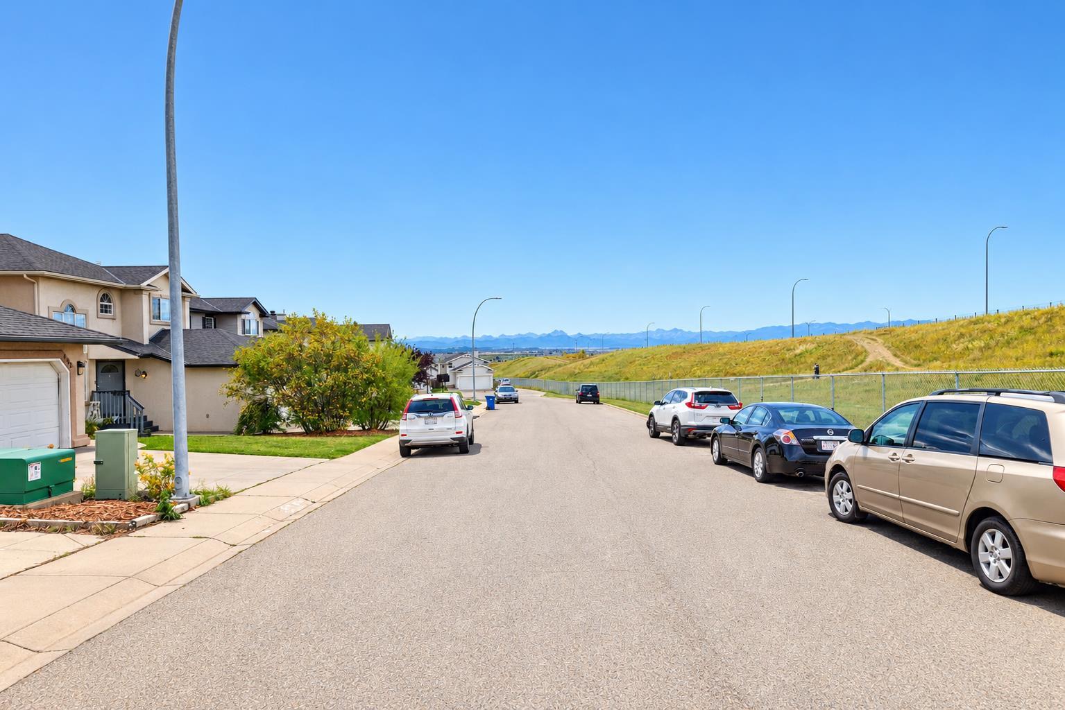 111 Arbour Stone Crescent NW