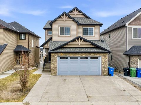 Photo of 32 Panatella Parade NW, Calgary, AB T3K 0T8 (MLS # A2302640)