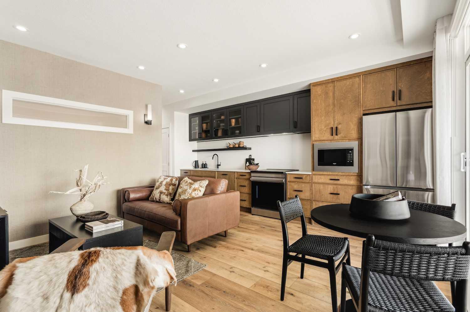 14910 1 Street NW 1211