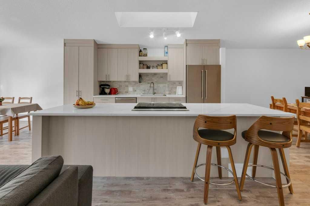 Photo of 119 Edgepark Villas NW, Calgary, AB T3A 3S2 (MLS # A2287824)