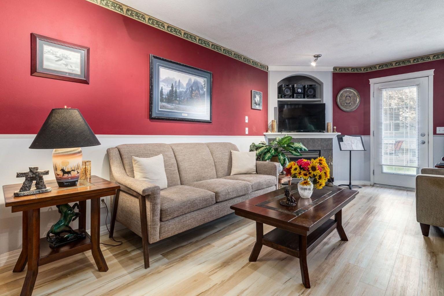 102 Cimarron Trail