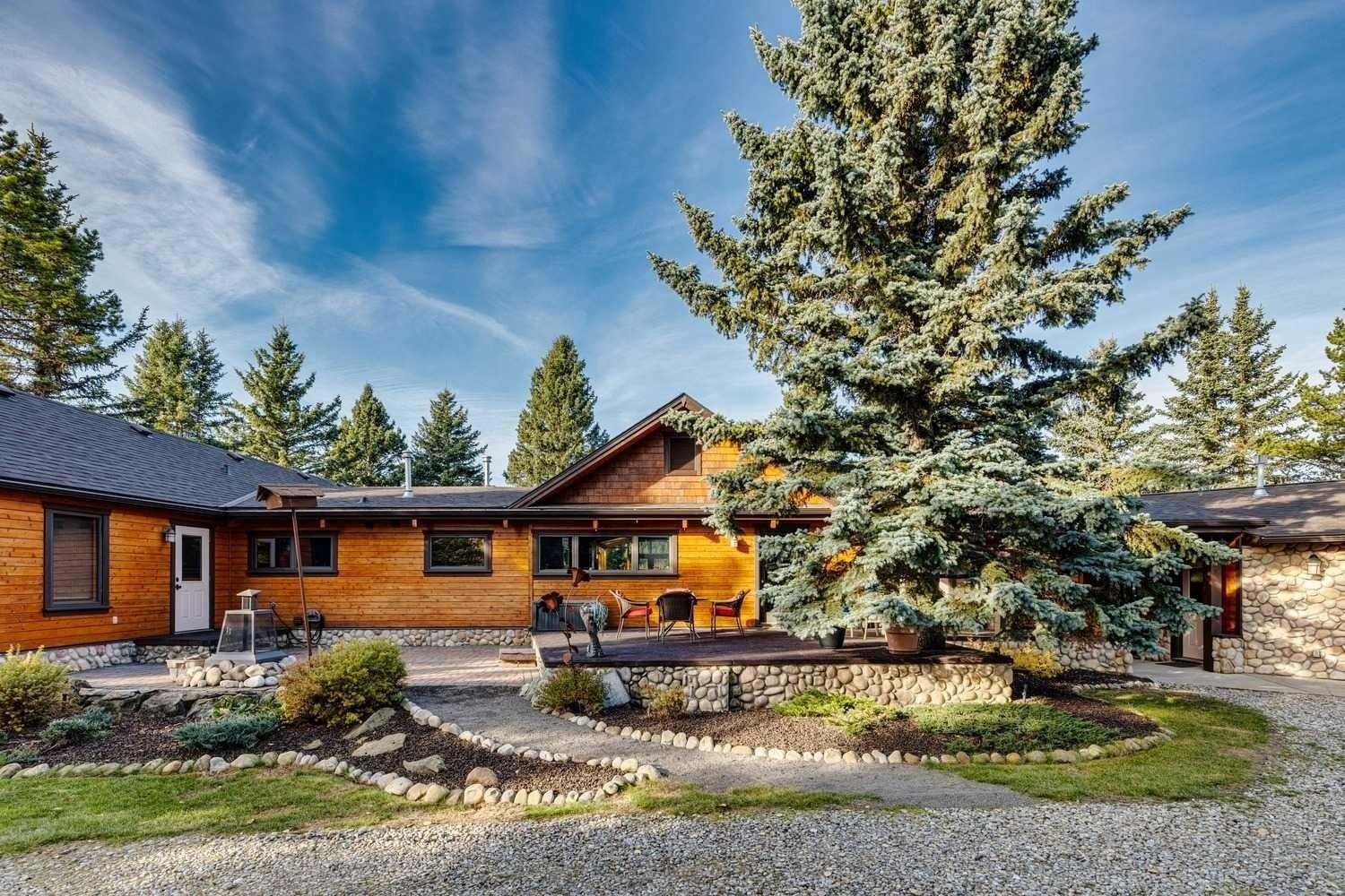 100 Saddle Road