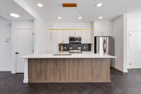 90 Agate Road Cochrane AB T4C 3K1