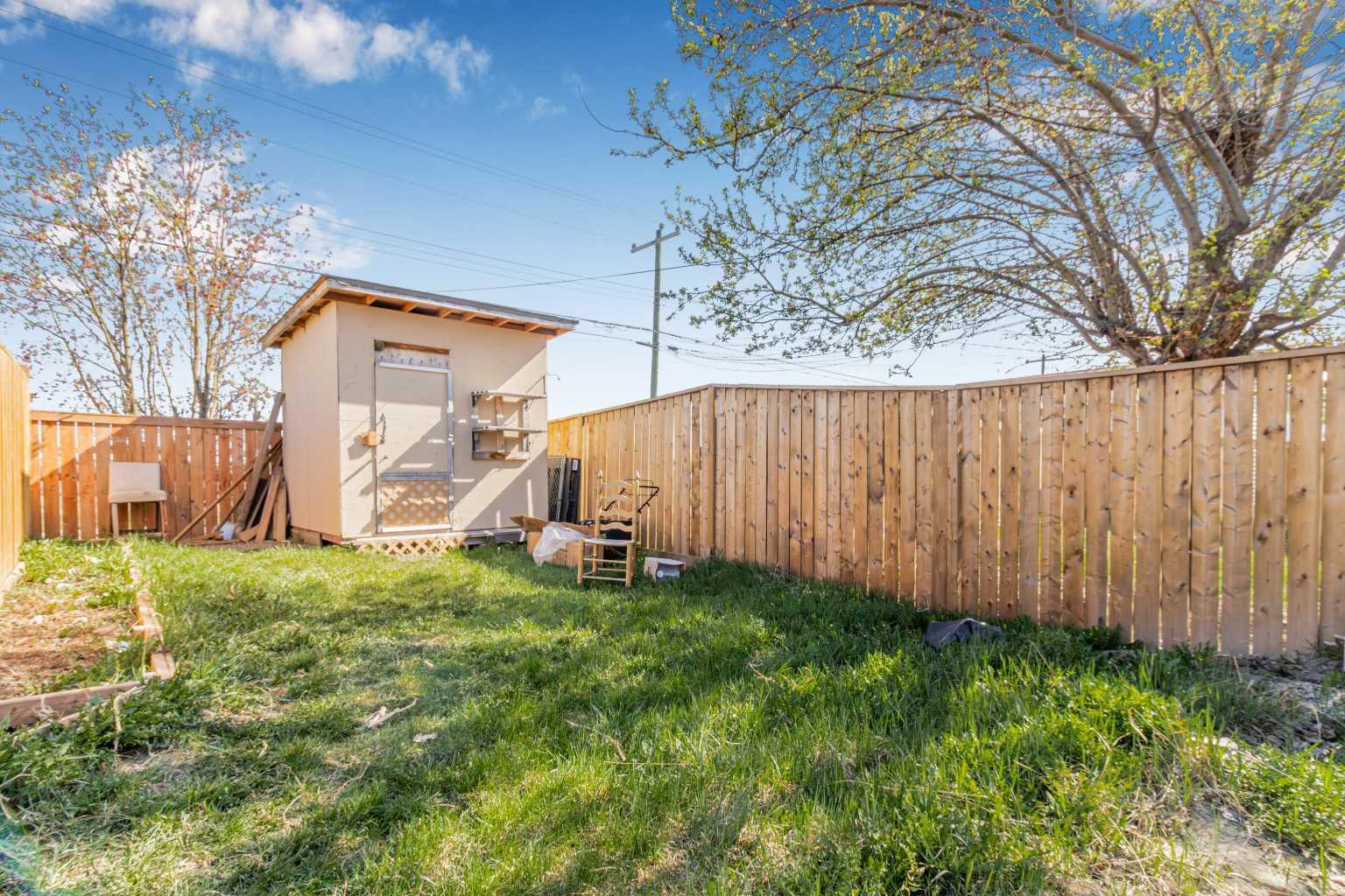 183 Penbrooke Close SE