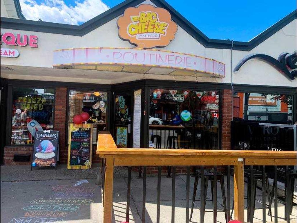 Photo of 207 10 Street NW, Calgary, AB T2N 1V5 (MLS # A2283764)