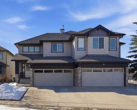 7 Cougar Ridge Bay SW Calgary AB T3H 5C4