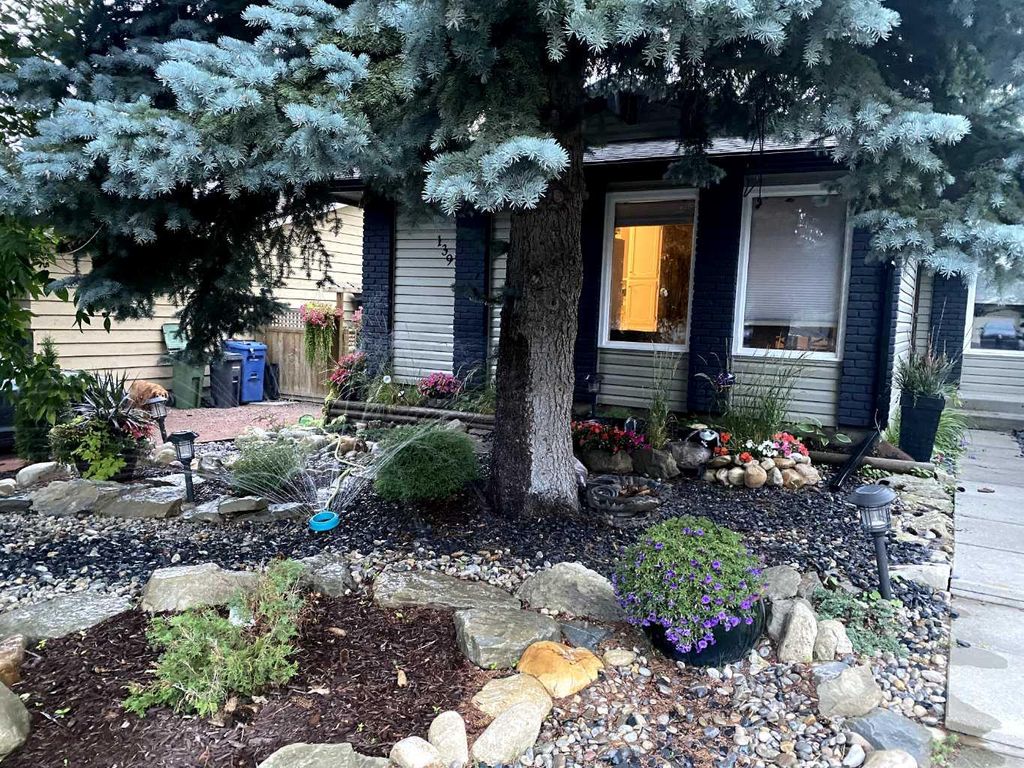 Photo of 139 Hodson Crescent, Okotoks, AB T1S 1C7 (MLS # A2287797)