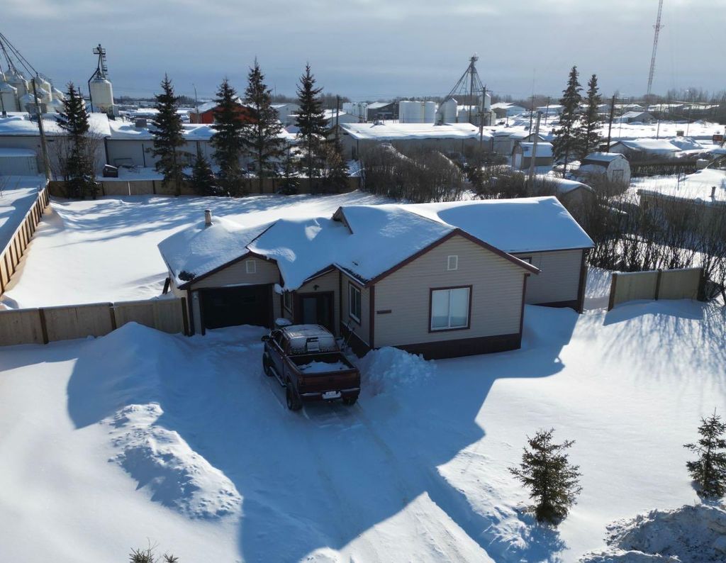 Photo of 10309 101 Street, La Crete, AB T0H 2H0 (MLS # A2292399)