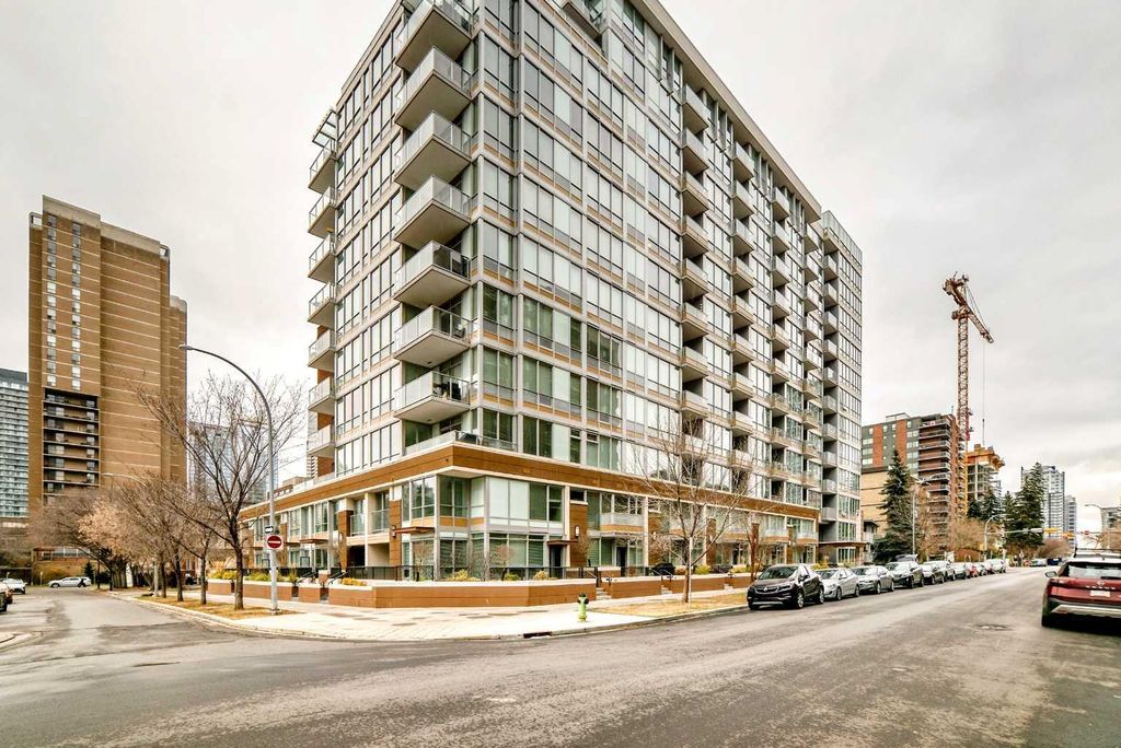 Photo of 624 14 Avenue SW, Calgary, AB T2R 0M8 (MLS # A2271173)