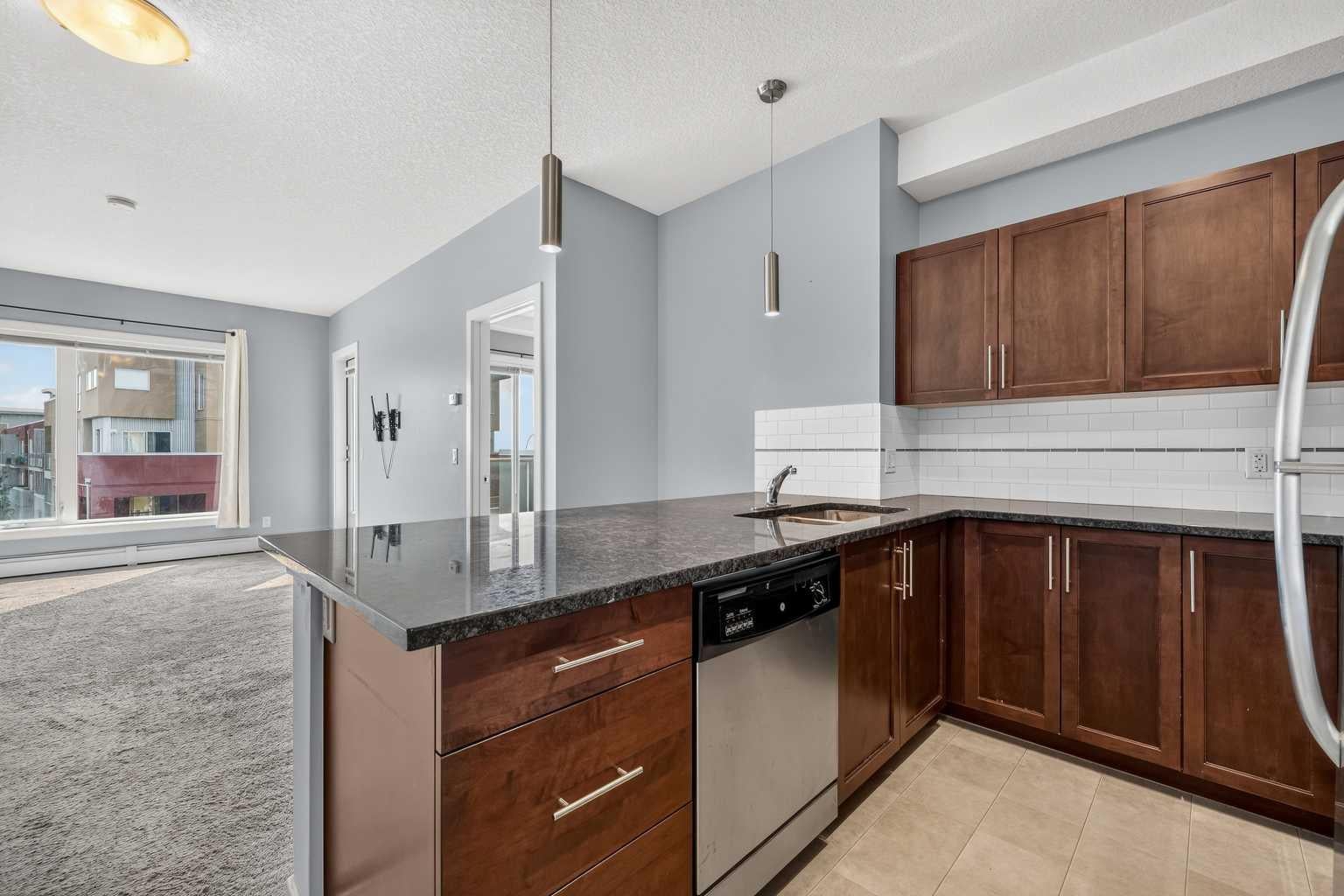 604 East Lake Boulevard NE 2405