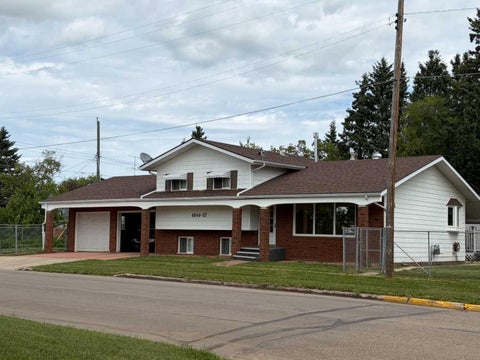 Photo of 4844 57 Avenue, High Prairie, AB T0G 1E0 (MLS # A2332098)