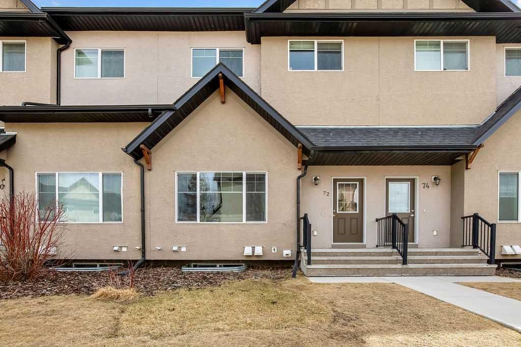 Photo of 72 Cimarron Vista Gardens, Okotoks, AB T1S 0G3 (MLS # A2301892)