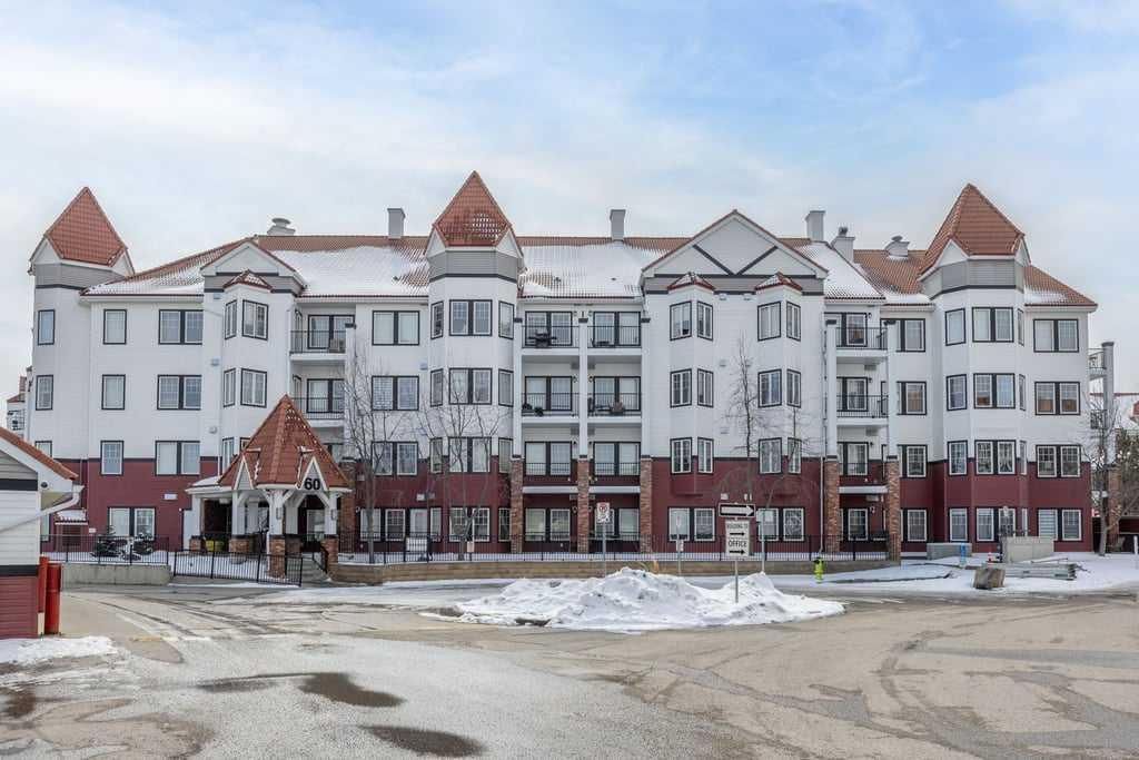 Photo of 60 Royal Oak Plaza NW #122, Calgary, AB T3K 5Z1 (MLS # A2299411)