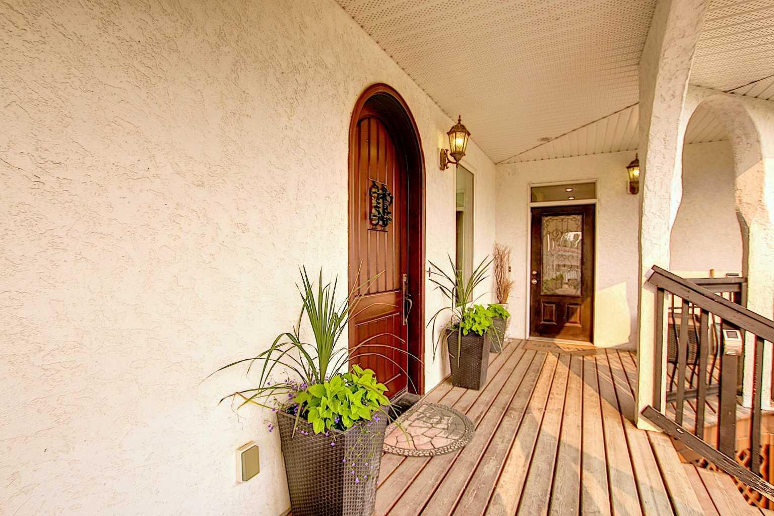 255046 Township Road 250