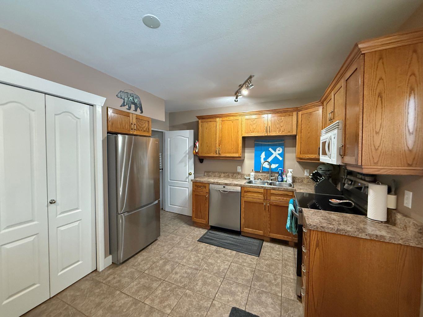 126 Hardisty Avenue 31