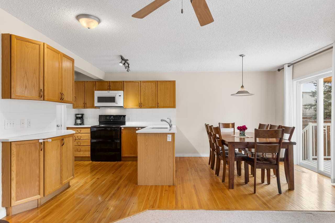 176 Cougar Ridge Circle SW