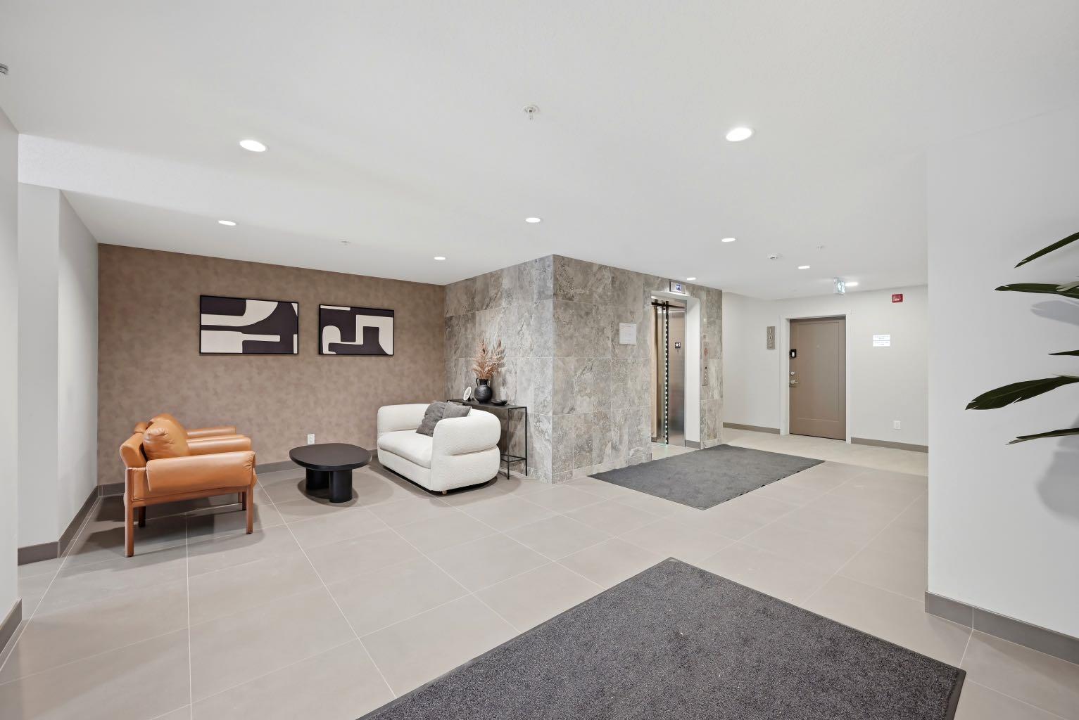 660 Shawnee Square SW 104