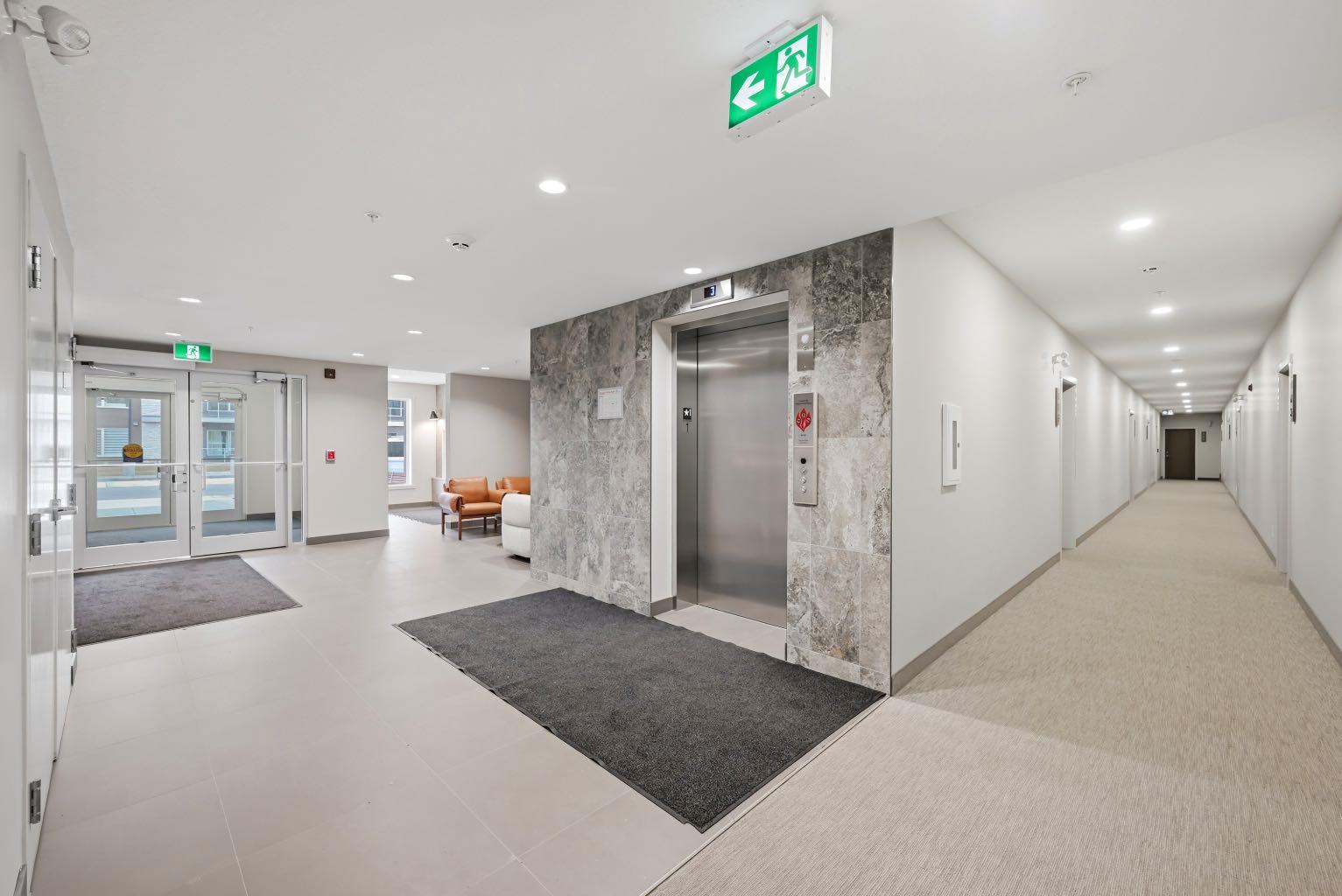 660 Shawnee Square SW 104