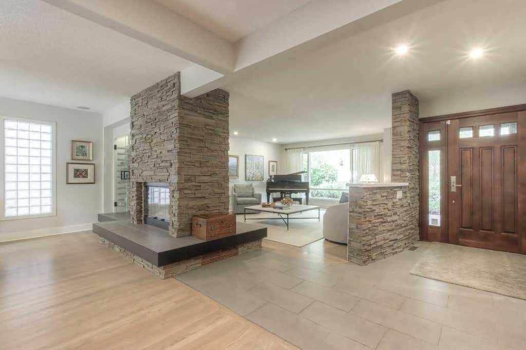 Photo of 1702 24 Street SW, Calgary, AB T3C 1J1 (MLS # A2338839)