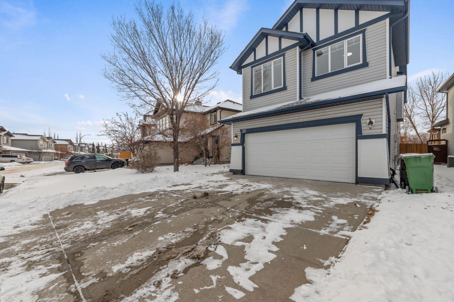 213 Tuscany Ravine Close NW