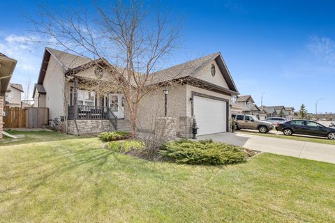 Photo of 121 Cimarron Park Circle, Okotoks, AB T1S 2H5 (MLS # A2321671)