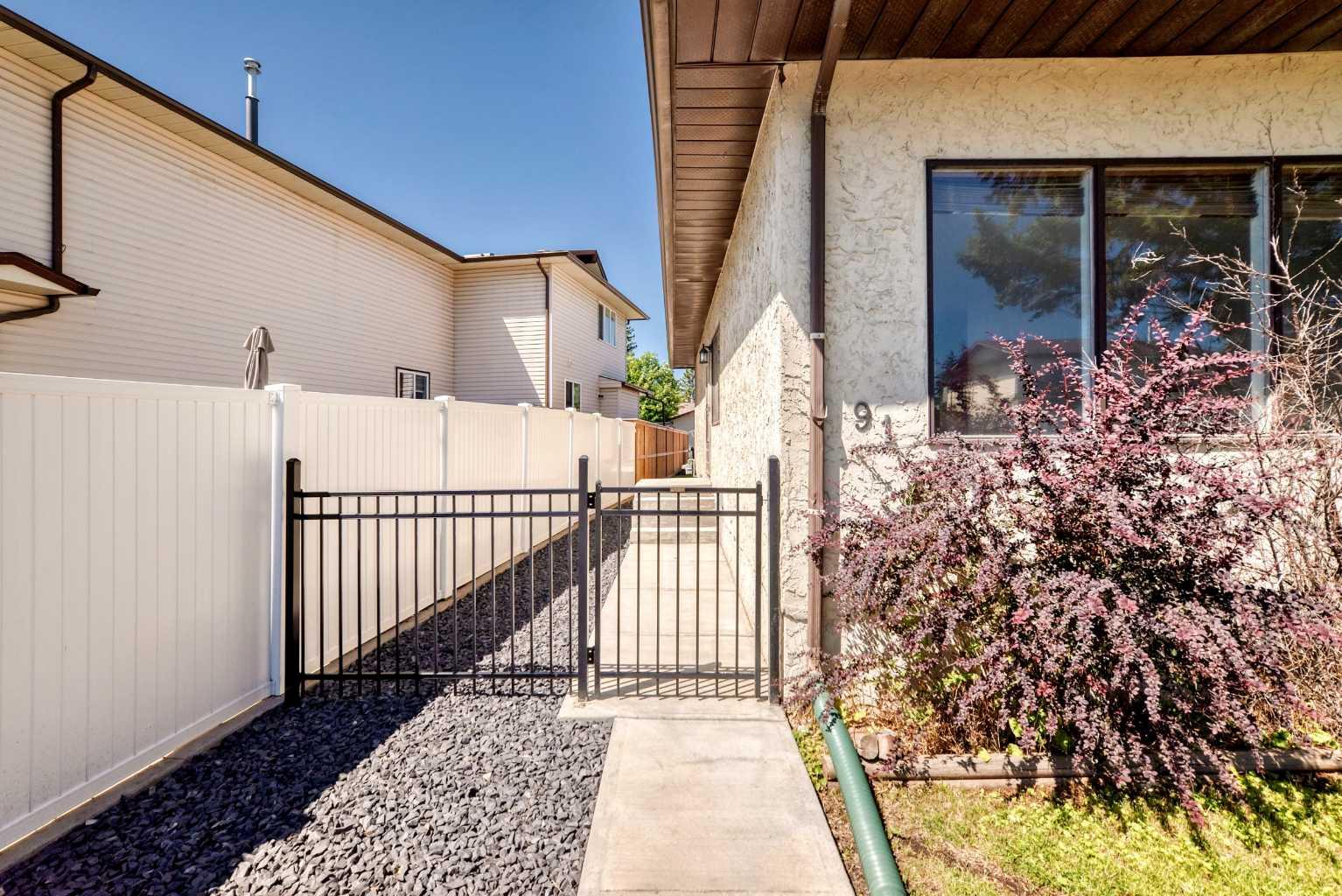 91 Cedarwood Hill SW