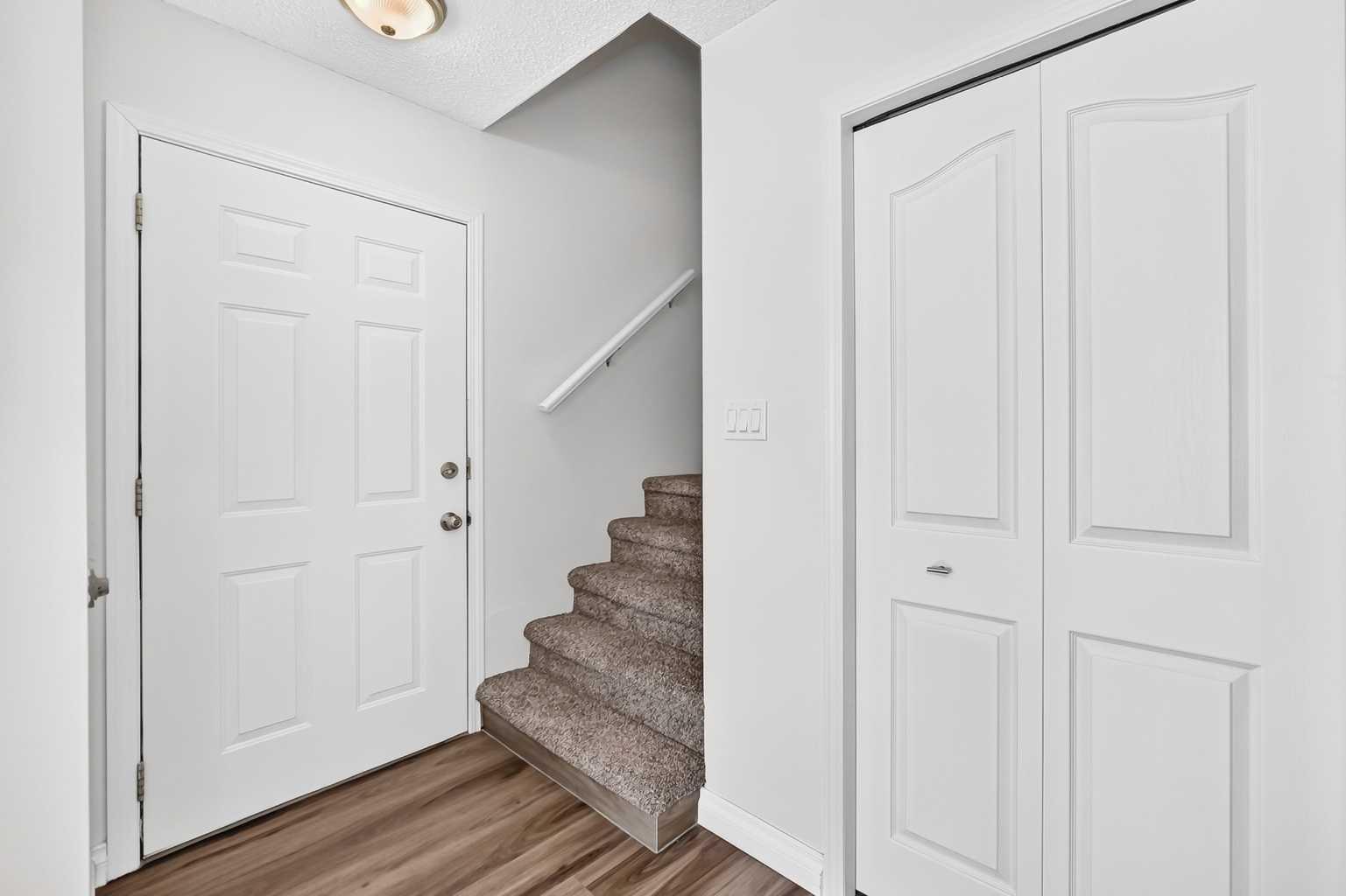 91 Cedarwood Hill SW