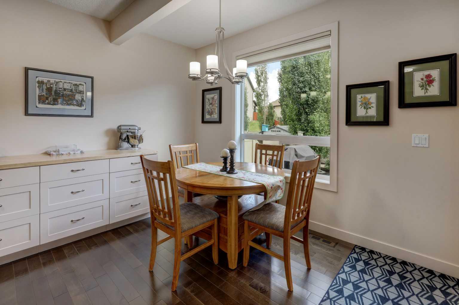 1210 Kingston Crescent SE