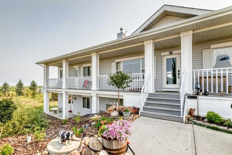Photo of 320016 402 Avenue E, Rural Foothills County, AB T0L 0J0 (MLS # A2335369)