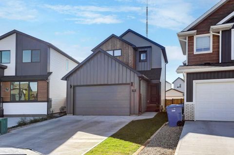 75 Blackwolf Pass N Lethbridge AB T1H 7H8