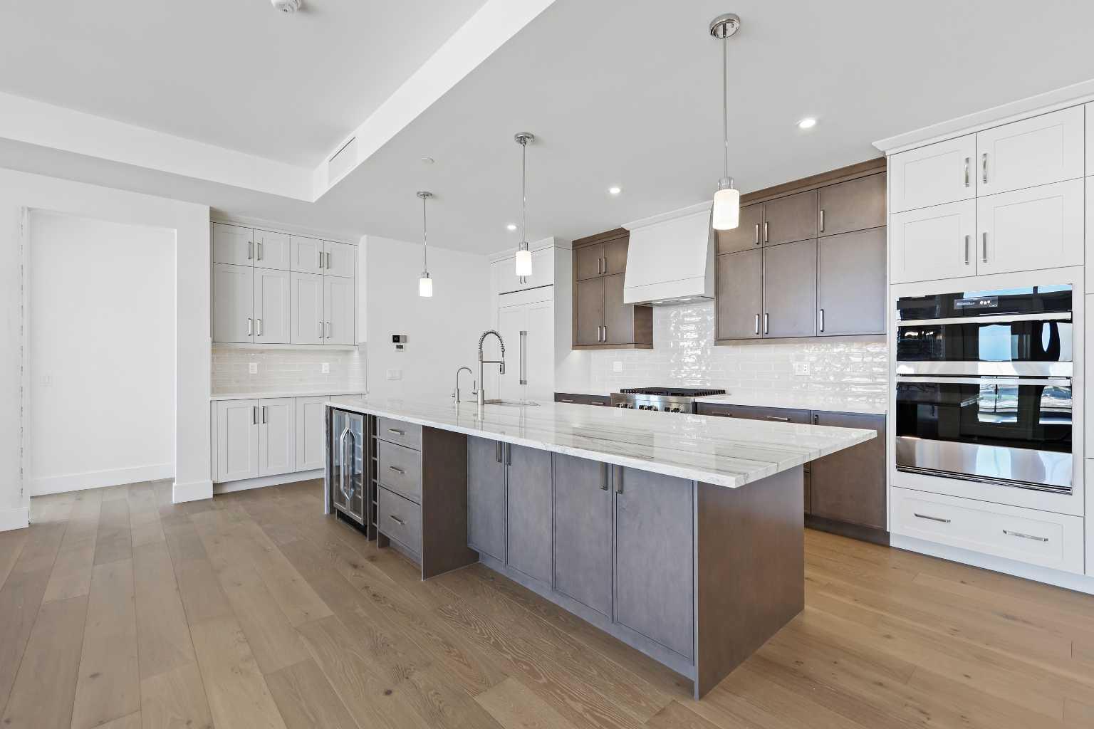 140 Marina Cove SE 202