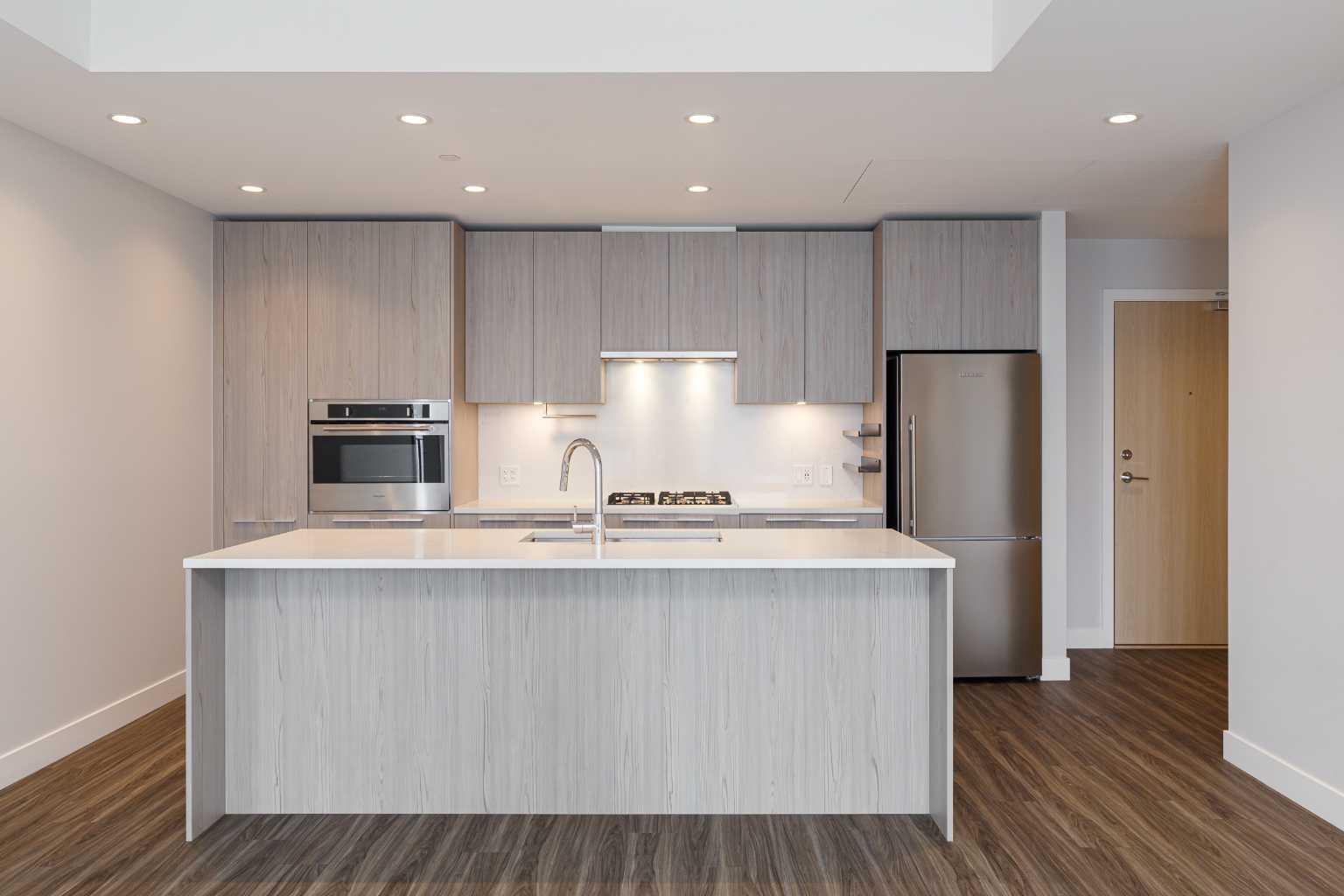 530 3 Street SE 1205