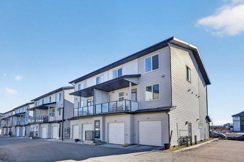 445 Redstone Walk NE 203 Calgary AB T3N 1M5