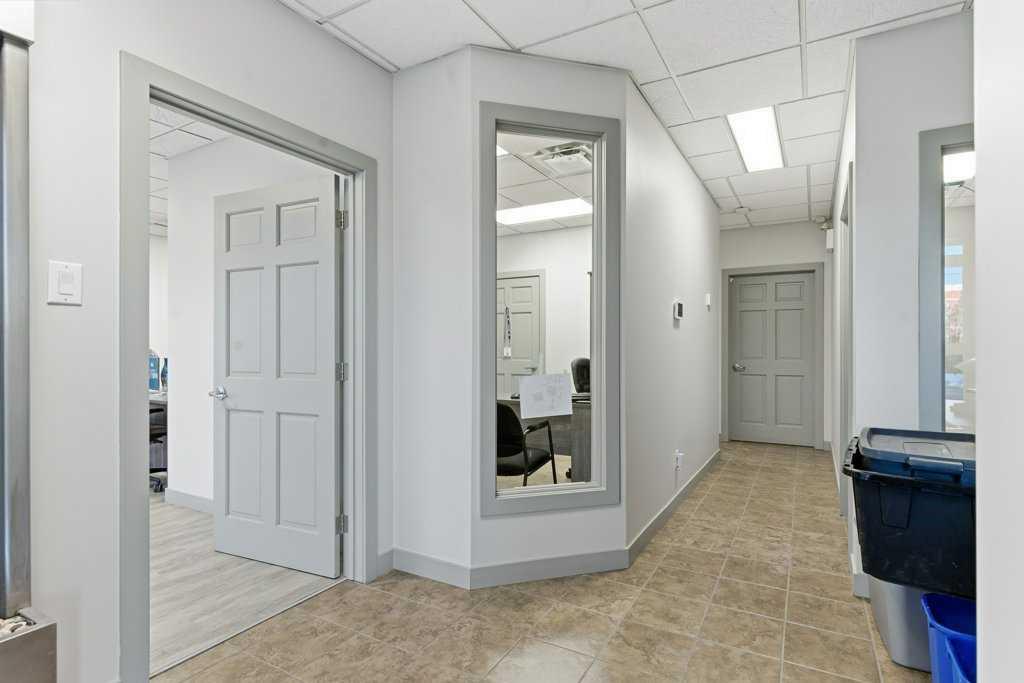 4905 102 Avenue SE 19