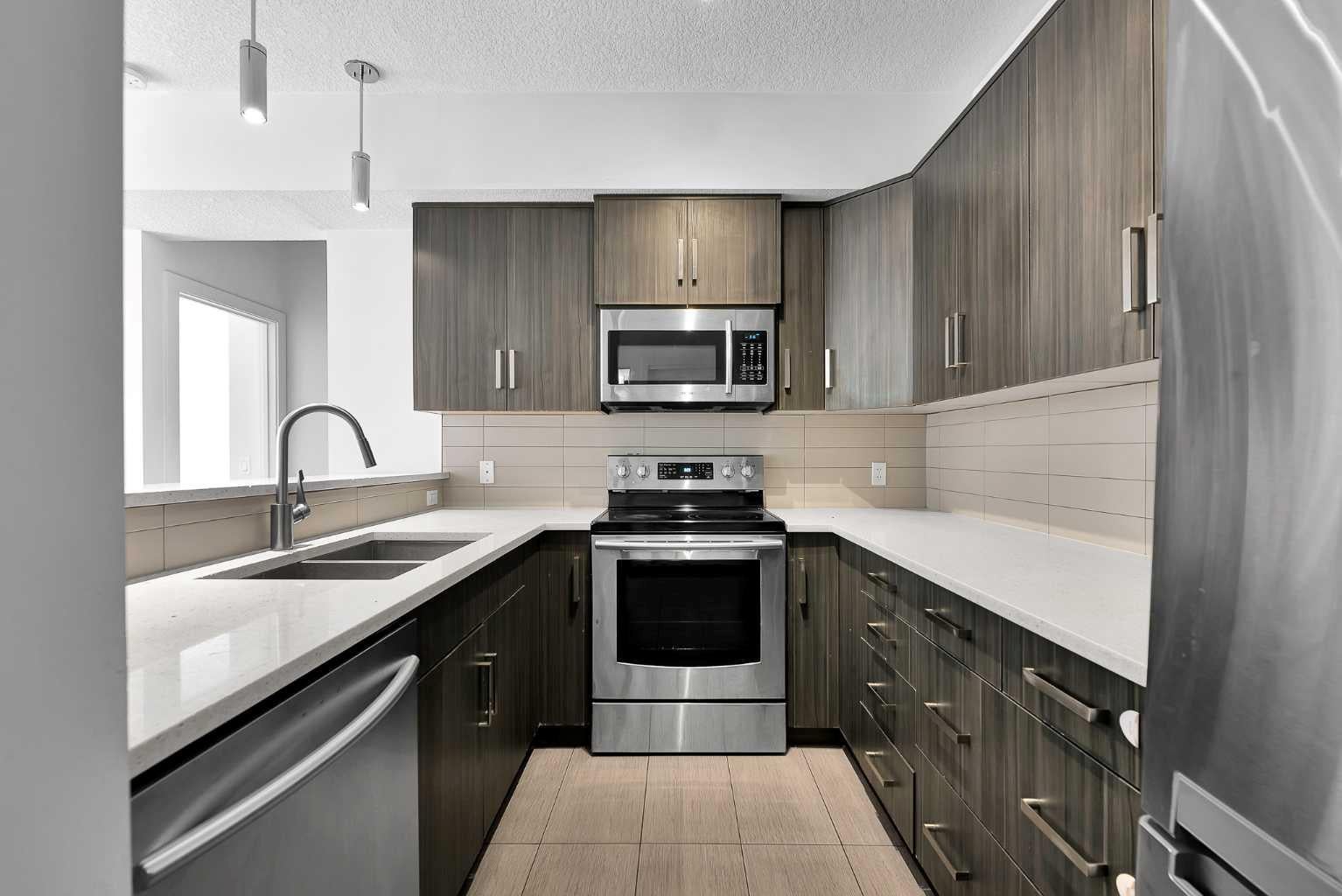 611 Edmonton Trail NE 107