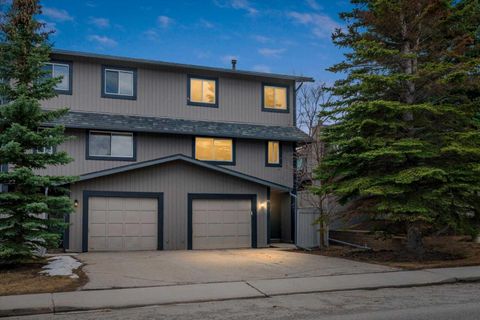Photo of 27 Silver Springs Drive NW #73, Calgary, AB T3N 4N3 (MLS # A2306602)