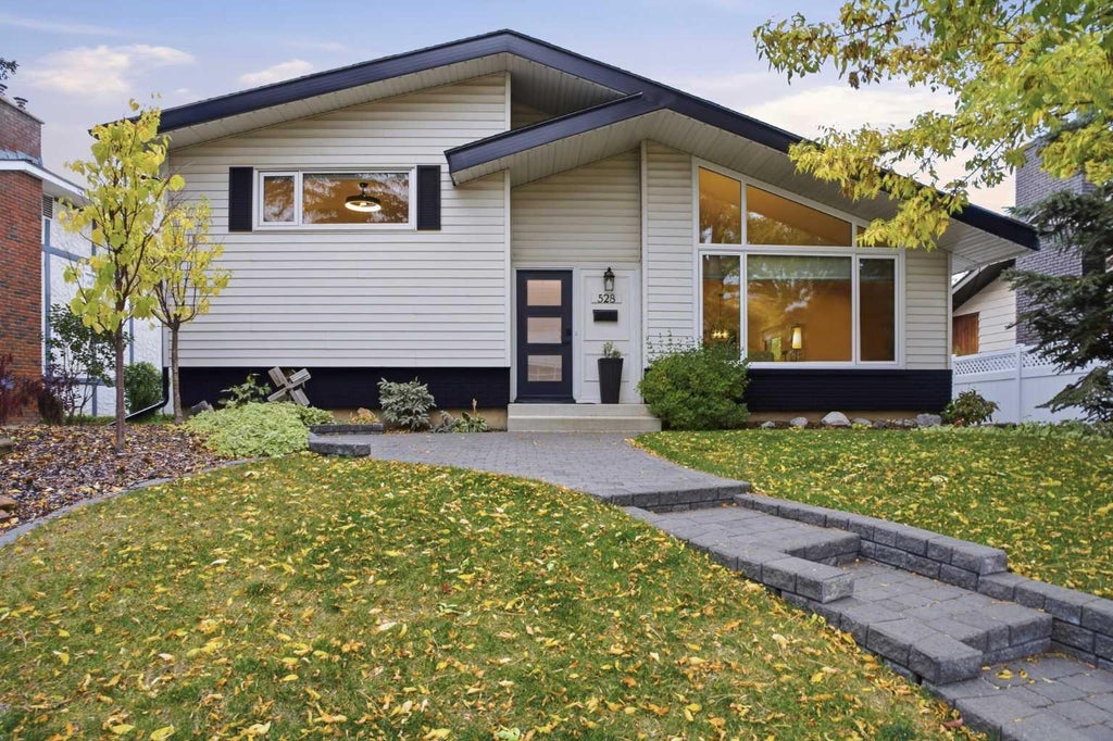 Photo of 528 Willacy Drive SE, Calgary, AB T2J 2C4 (MLS # A2349105)