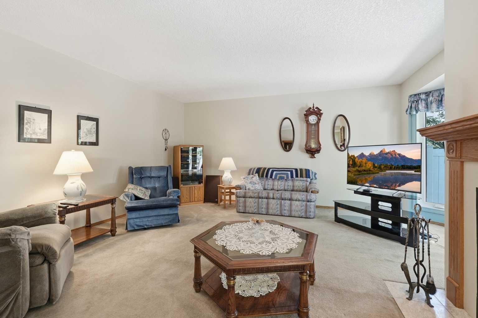 22A Woodmeadow Close SW