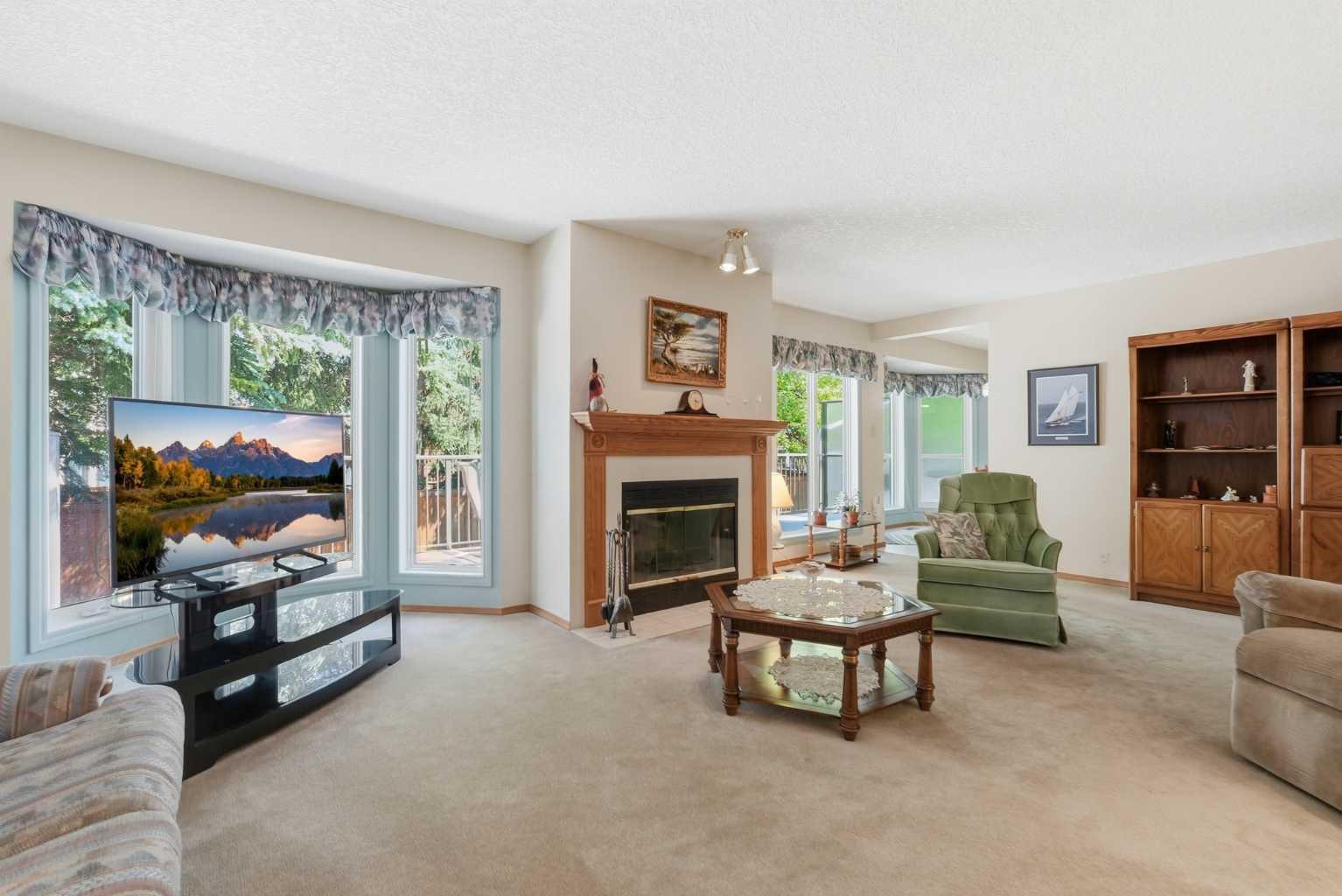 22A Woodmeadow Close SW