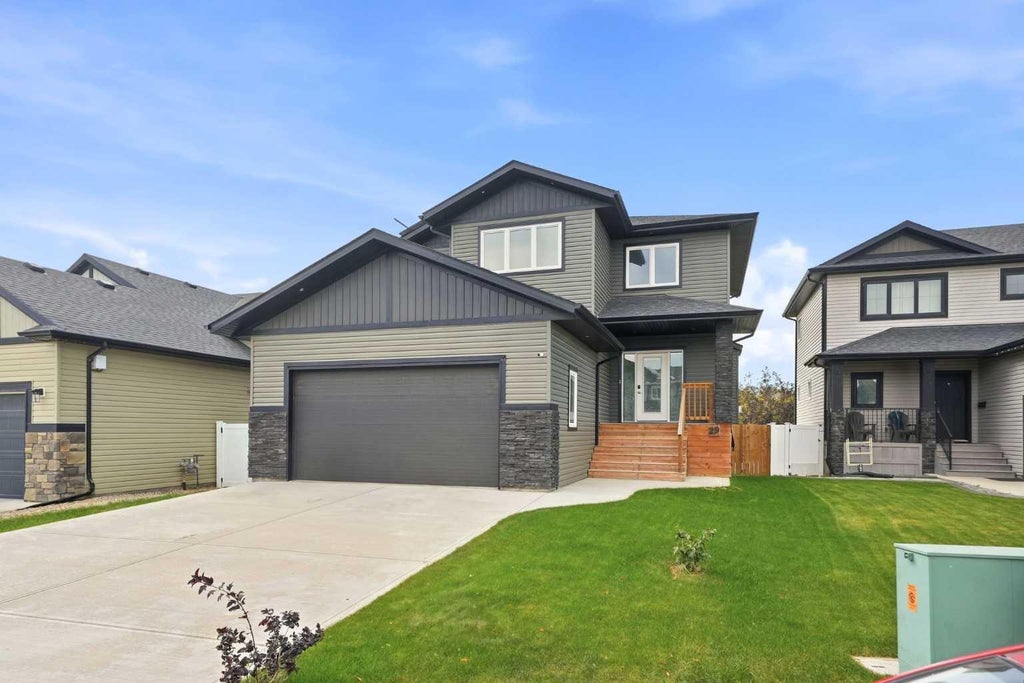 Photo of 29 Alderwood Close, Blackfalds, AB T4M 0L9 (MLS # A2355413)