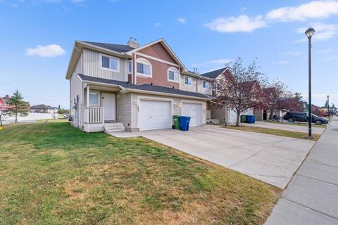 205 Bayside Point SW Airdrie AB T4B 2X6