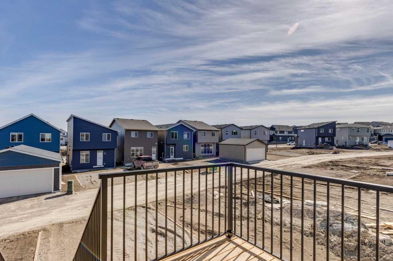 303 Herron Landing NE