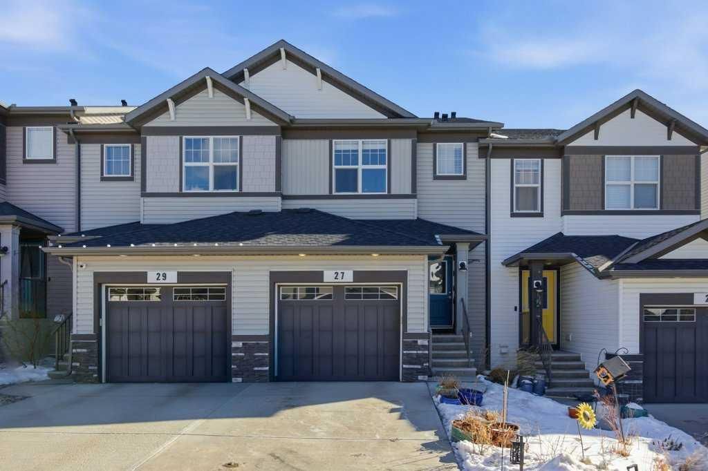 Photo of 27 Heritage Vista, Cochrane, AB T4C 2N7 (MLS # A2281638)