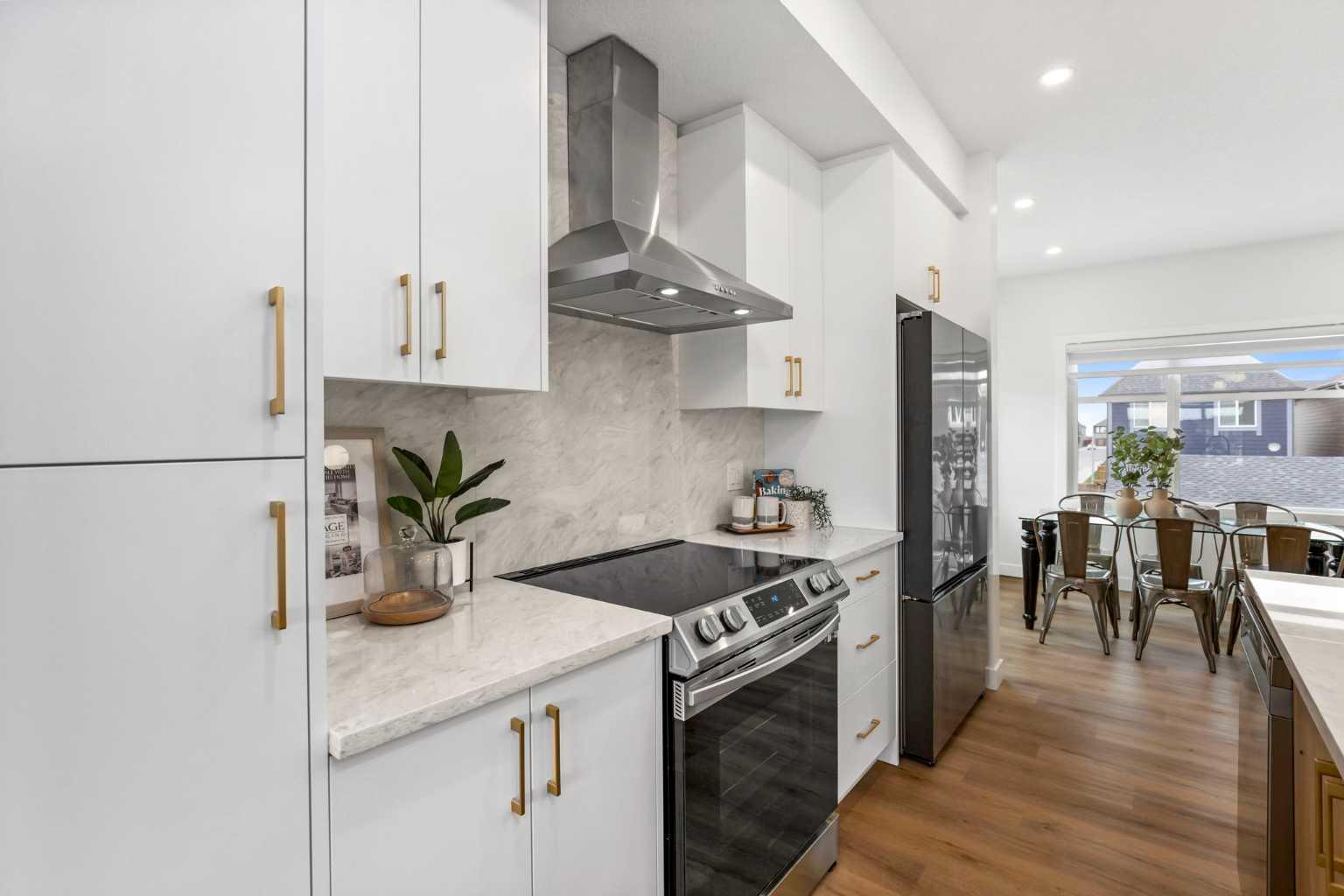 200 Belvedere Boulevard SE 704