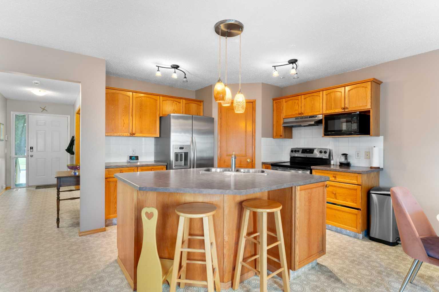 15 Prestwick Green SE